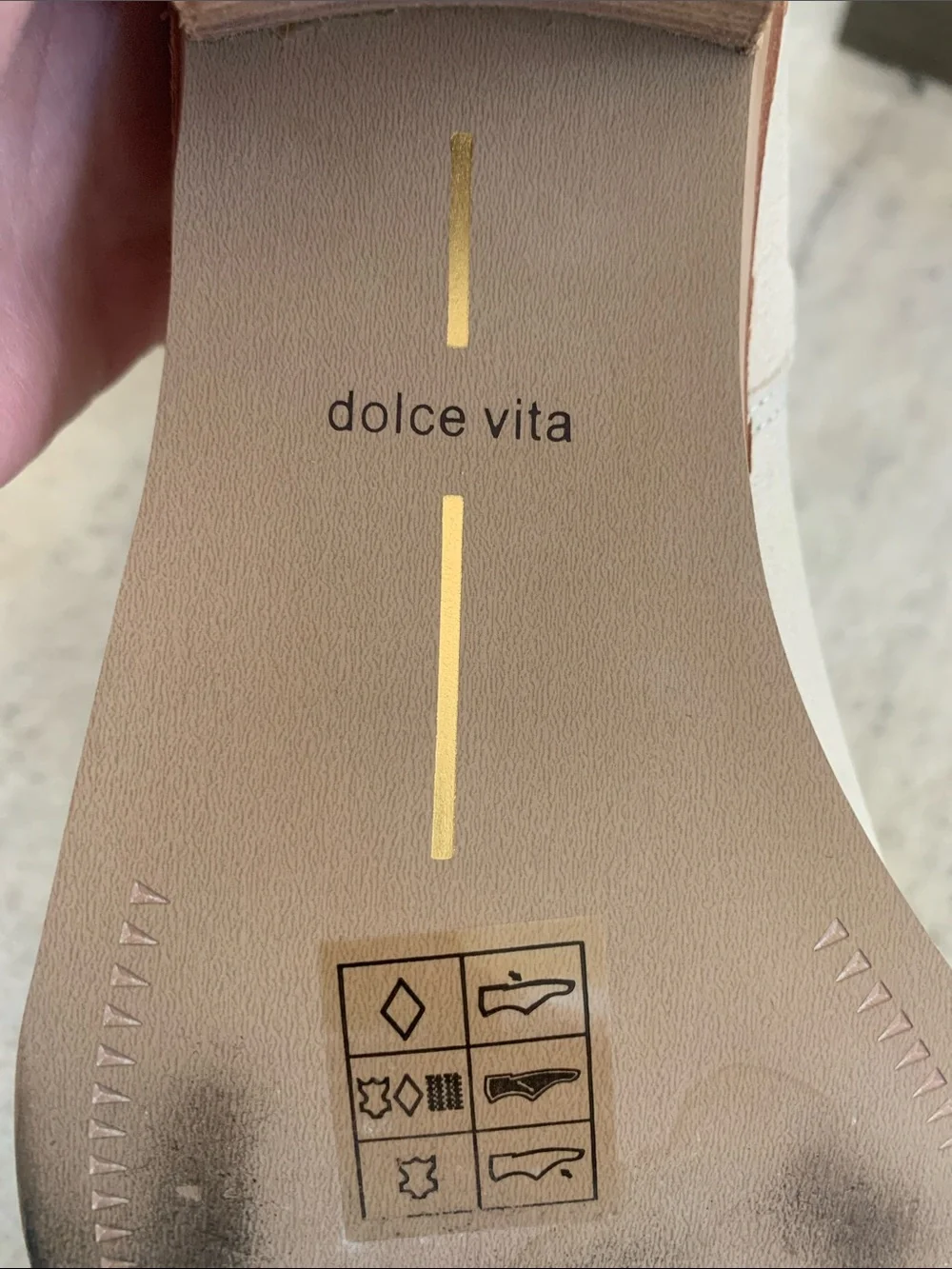 NWT—-Dolce Vita Cream embroidered Shiren boots in Sand Nubuck - Picture 11 of 11